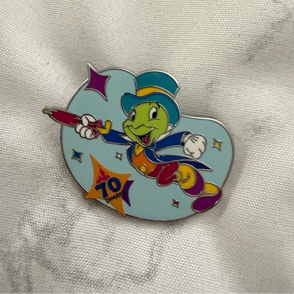 Disney | Jiminy Cricket Pin - Picture 1 of 2
